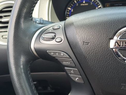 Used 2018 Nissan Pathfinder S AWD/4WD image 23