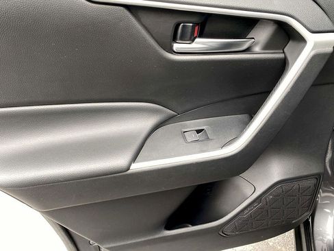 Used 2024 Toyota RAV4 XLE FWD image 14