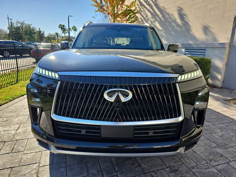 Certified 2025 INFINITI QX80 Sensory image 2