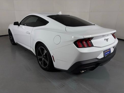 Used 2024 Ford Mustang Coupe RWD image 6