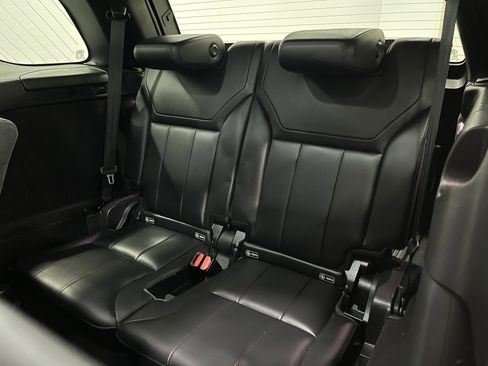 Used 2020 Land Rover Discovery HSE AWD/4WD image 31