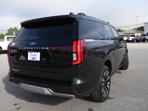 New 2026 Ford Expedition Platinum w/ Driver's Package AWD/4WD image 5