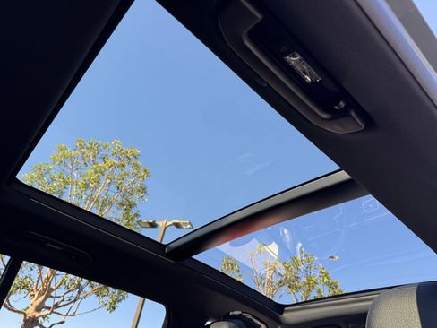 New 2026 Mercedes-Benz GLS 450 4MATIC image 3