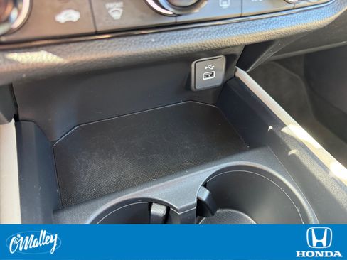 Certified 2024 Honda HR-V LX image 23