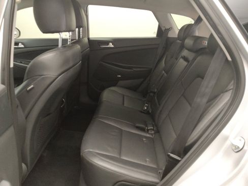 Used 2019 Hyundai Tucson Limited w/ Cargo Package image 18