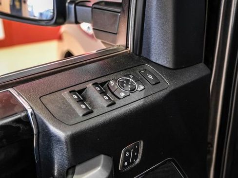 Used 2019 Ford F250 Platinum w/ Platinum Ultimate Package image 41