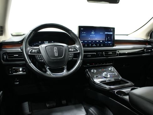 Used 2023 Lincoln Nautilus Reserve w/ Equipment Group 201A AWD/4WD image 2