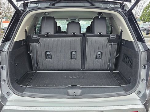 New 2025 Nissan Pathfinder SL w/ Lighting Package (N92) image 11