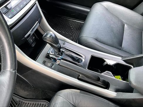 Used 2013 Honda Accord EX-L image 17