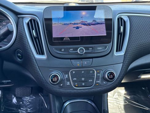 Used 2024 Chevrolet Malibu LT image 17