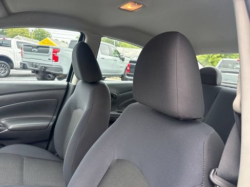 Used 2012 Nissan Versa SV w/ Convenience Pkg FWD image 22