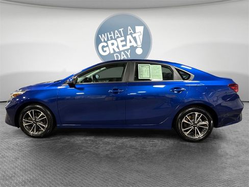 Certified 2024 Kia Forte LXS w/ LXS Technology Package image 7