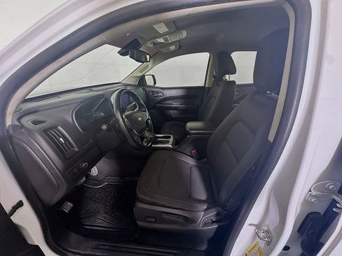 Used 2019 Chevrolet Colorado LT image 13