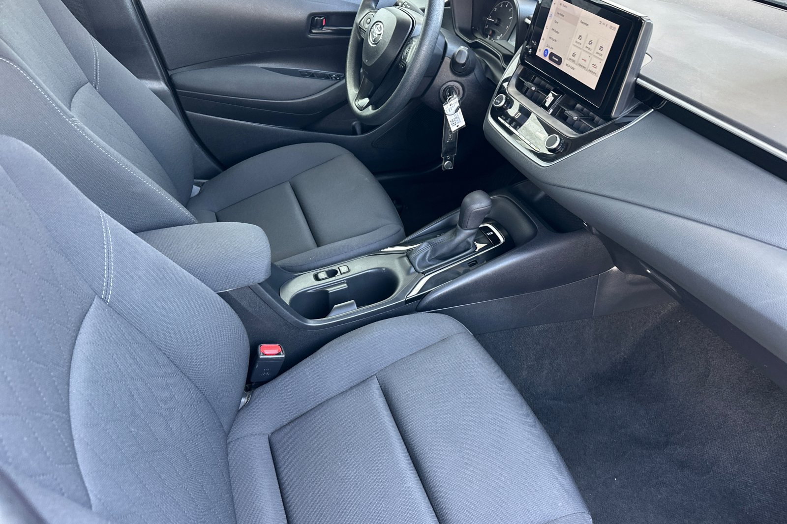 Used 2023 Toyota Corolla LE FWD image 15