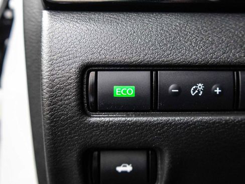 Used 2020 Nissan Sentra SV w/ Electronics Package image 39