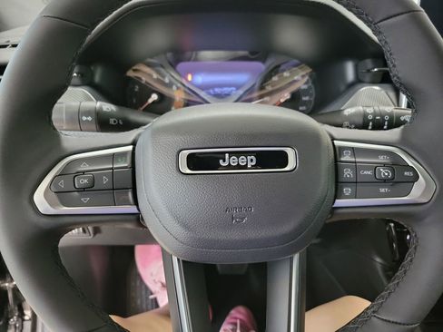 New 2026 Jeep Compass Latitude w/ Quick Order Package 29K AWD/4WD image 11