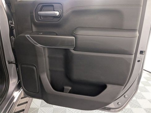 Used 2022 GMC Sierra 1500 AT4 w/ AT4 Premium Package image 32