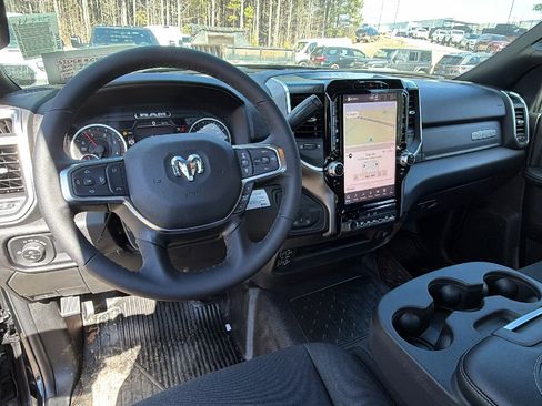 New 2025 RAM 5500 4x4 Regular Cab image 20