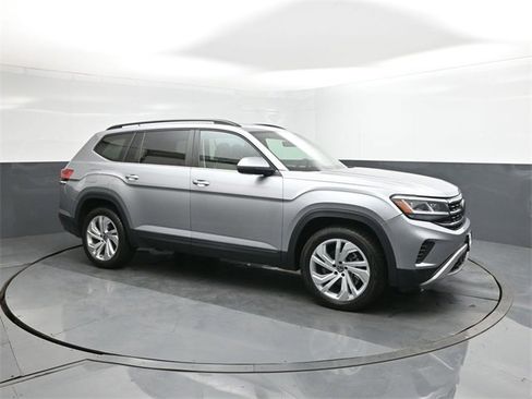 Used 2022 Volkswagen Atlas SE image 17