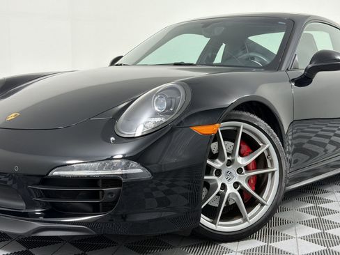 Certified 2014 Porsche 911 Carrera 4S AWD/4WD image 6