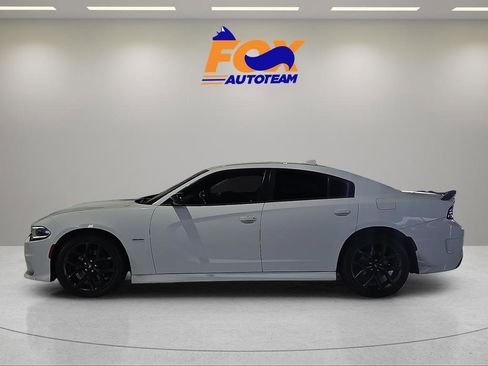 Used 2019 Dodge Charger R/T w/ Driver Confidence Group RWD image 2