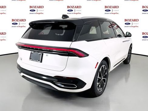 New 2026 Lincoln Nautilus Reserve AWD/4WD image 7