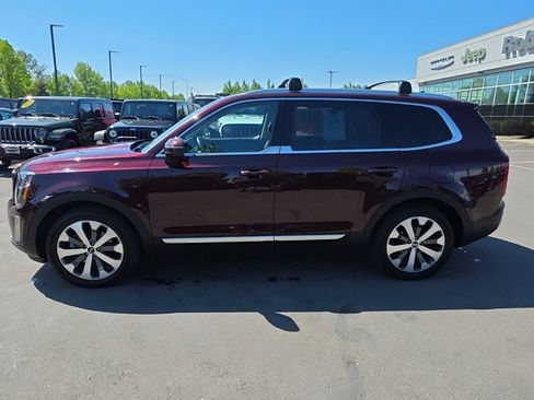Used 2021 Kia Telluride EX w/ EX Premium Package AWD/4WD image 2