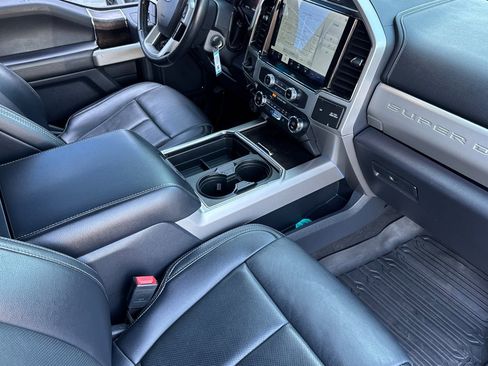 Used 2022 Ford F250 Lariat w/ Lariat Value Package image 19