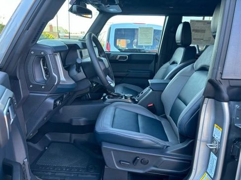 New 2024 Ford Bronco Outer Banks image 18