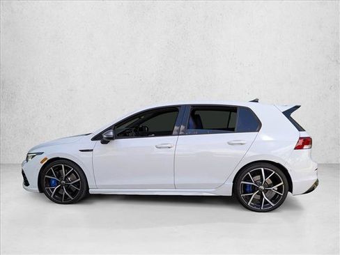Used 2023 Volkswagen Golf R image 8