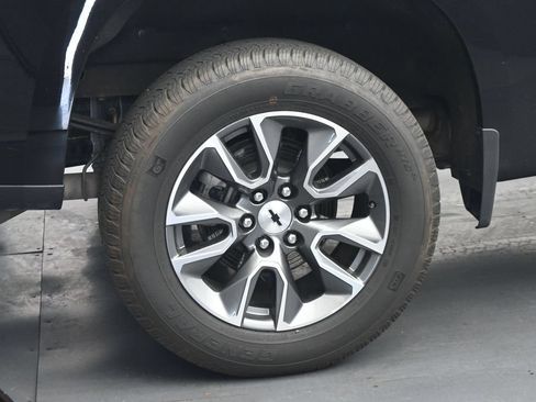 Used 2023 Chevrolet Silverado 1500 RST w/ Protection Package AWD/4WD image 10