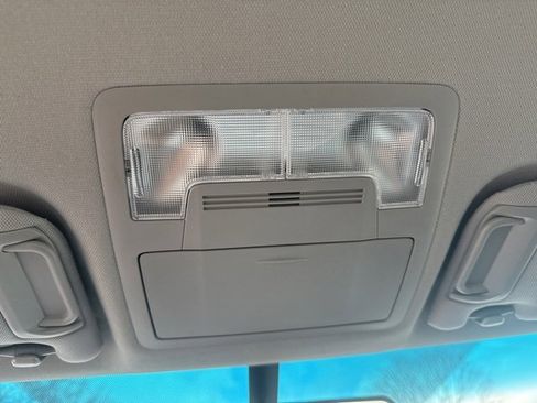 Used 2014 Toyota Camry SE image 33