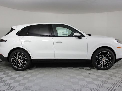 New 2026 Porsche Cayenne image 8