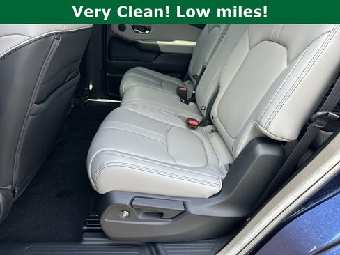Used 2025 Honda Pilot EX-L image 24