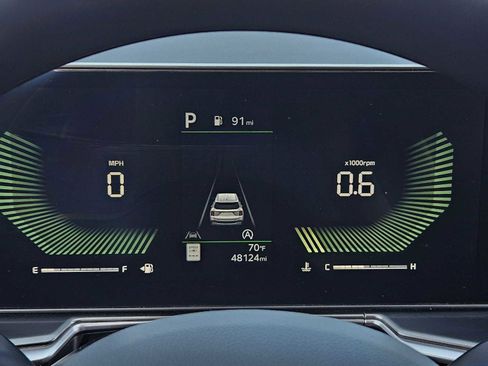 Certified 2025 Kia Sorento LX image 19