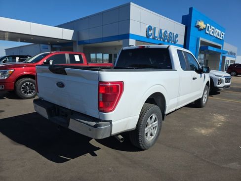 Used 2022 Ford F150 XLT w/ Trailer Tow Package image 3