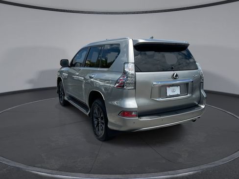 Used 2023 Lexus GX 460 Premium w/ Premium Package AWD/4WD image 10