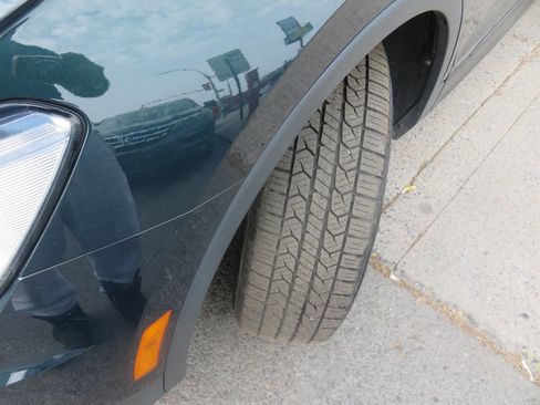 Used 2019 Volkswagen Tiguan SE image 30