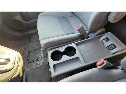 Used 2011 Honda CR-V EX image 31