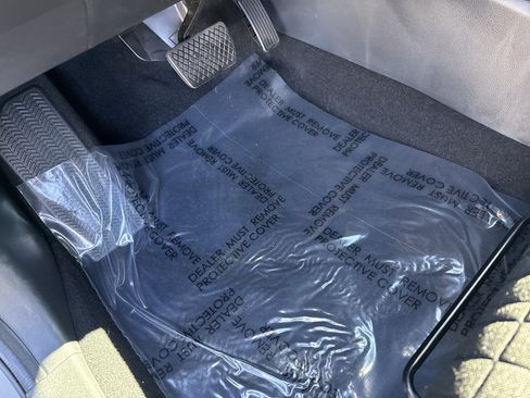 Used 2025 Honda HR-V Sport image 17