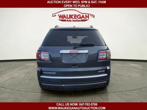 Used 2014 GMC Acadia SLE image 4