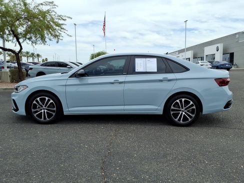 Certified 2026 Volkswagen Jetta Sport FWD image 4
