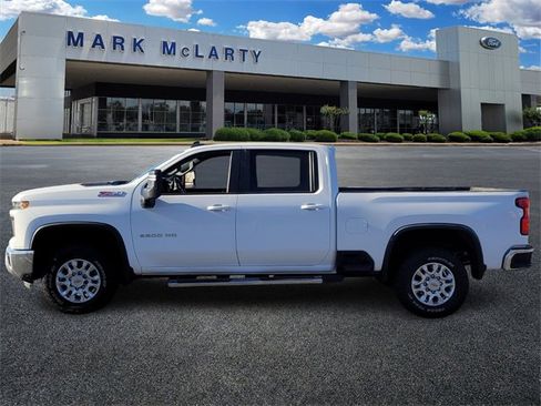 Used 2024 Chevrolet Silverado 2500 LT image 5
