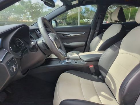 Used 2023 INFINITI QX55 Luxe w/ Cargo Package image 15