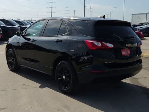 Used 2020 Chevrolet Equinox LS FWD image 6