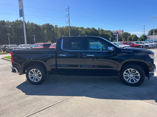 Used 2023 Chevrolet Silverado 1500 LTZ w/ Technology Package RWD image 9