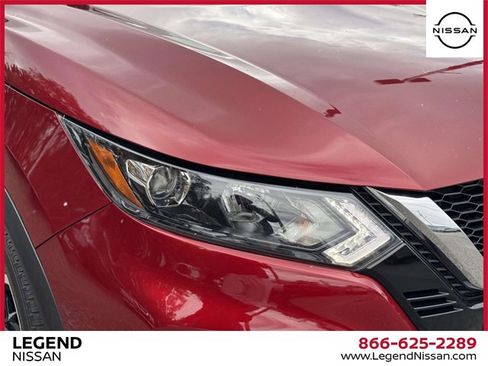 Certified 2021 Nissan Rogue Sport SL image 8