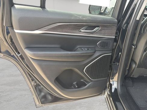 Used 2024 Jeep Grand Cherokee Limited 4xe image 24