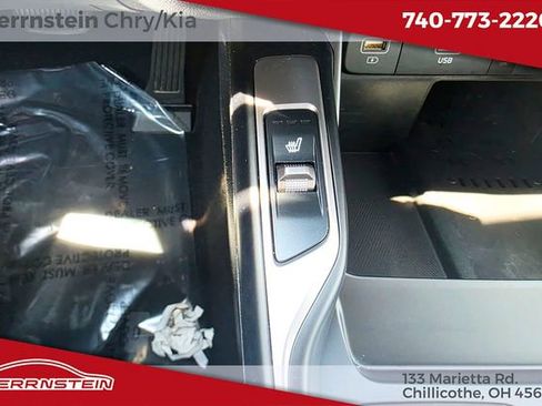 Used 2023 Kia Sorento EX AWD/4WD image 21