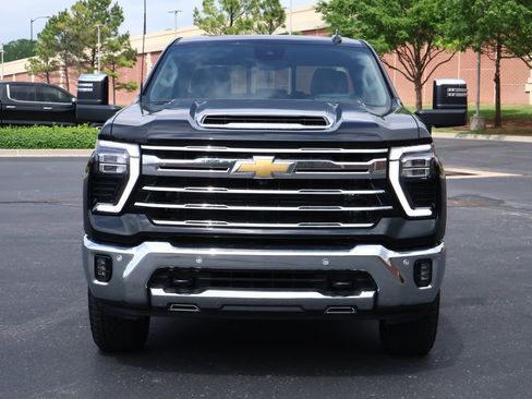 New 2026 Chevrolet Silverado 2500 LTZ w/ LTZ Convenience Package AWD/4WD image 30